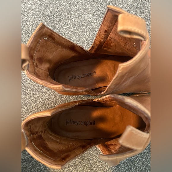 NWOT tan leather ankle boots by Jeffery Campbell - Picture 4 of 9